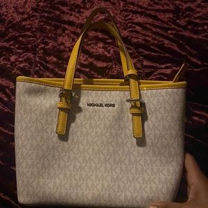 Micheal Kors logo bag